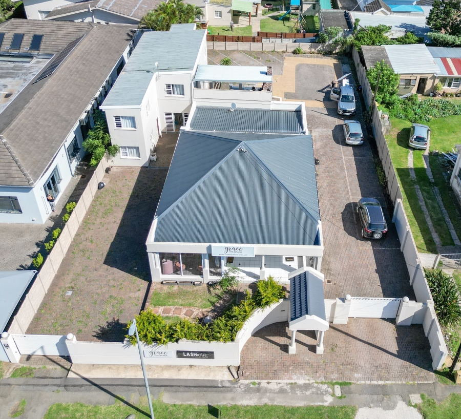 Commercial Property for Sale in Nahoon Eastern Cape